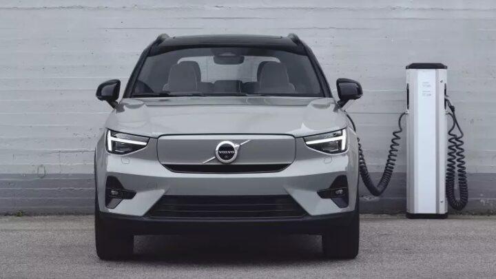 Volvo moved the XC40 and C40 from front to rear-wheel drive